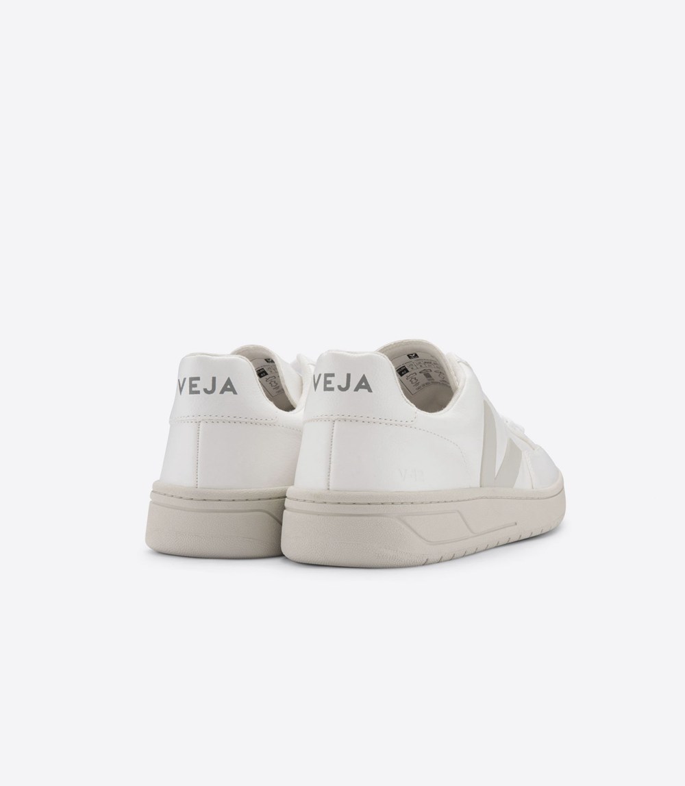 Veja Sneakers Mens - V-12 Chromefree Leather - White - 8076PWRUZ